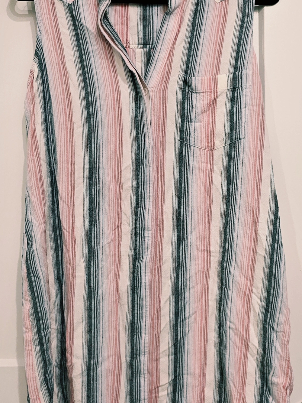 cloth & stone Sleeveless Vertical Stripe Tank in Pink, Blue & White